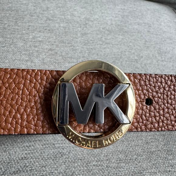 Michael Kors Signature Monogram Twist MK Logo Reversible Belt Vanilla To Luggage main image 11